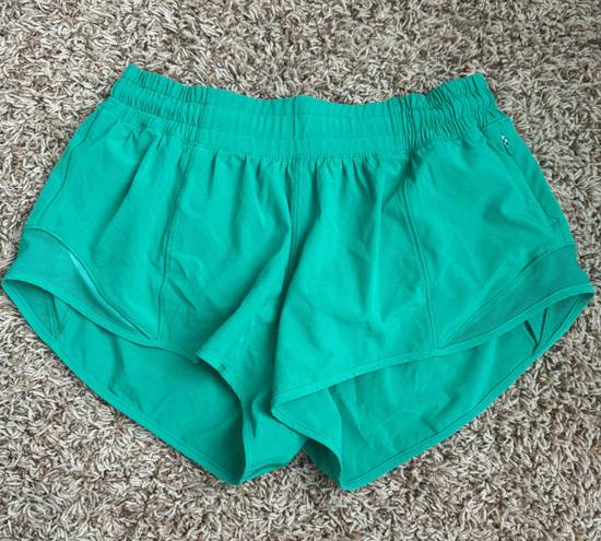 Lululemon Hotty Hot Short 2.5”