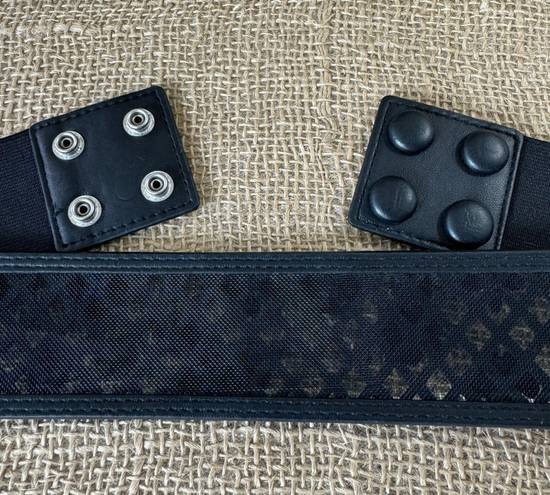 Women’s Wide Black Stretch Belt Medium 30