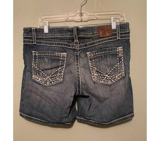 BKE  Light Wash Distressed Stretch Shorts Size 30 9/10