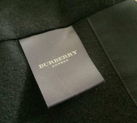 Burberry  London black with plaid wool liner insert for trench coat size 8