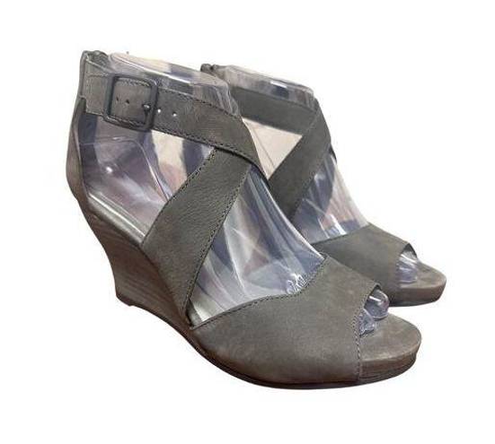 Eileen Fisher  Women’s Carole Wedge Sandals in Gray Leather Size 7.5