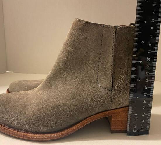 Kork-Ease  Mindo Grey Suede Leather Pull On Ankle Booties NWOT- 7M