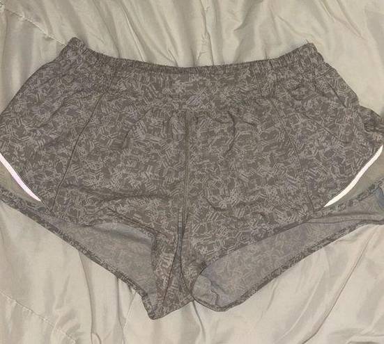 Lululemon Gray size 10  hotty hot shorts