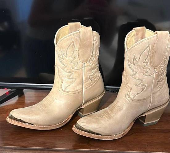 Idyllwind Short Cowboy boots