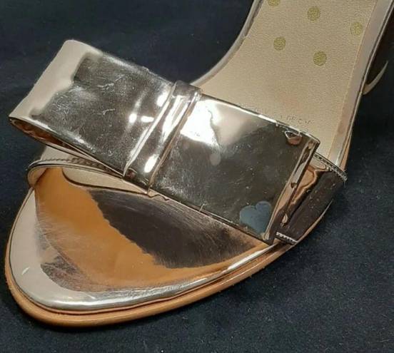 Modcloth Loly in the Sky Rose Gold Block Heels Ankle Strap Bow & Heart  Size 7.5