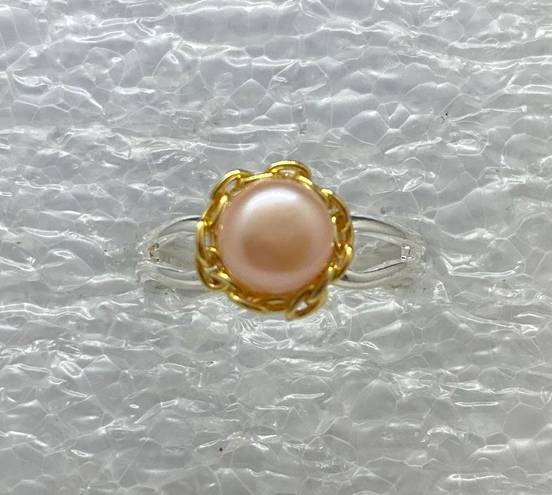 Handmade Cream pearl bead ring with gold chain - size 6