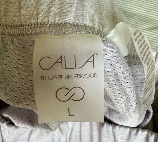 Calia by Carrie Calia Women’s Skort. Size Large.  Gray/Beige color. Like New