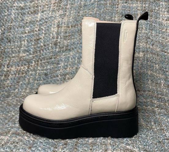 Vagabond  Shoemakers Tara Patent Leather Platform Boot in Plaster