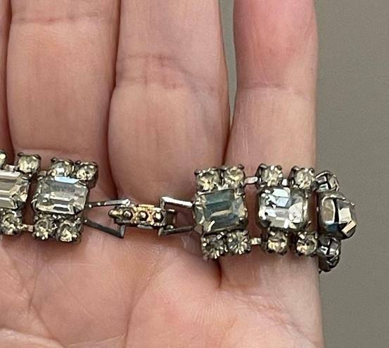 The Row VINTAGE UNSIGNED RHINESTONE CRYSTAL SILVER  BRACELET 3 EMERALD CUT ROUND