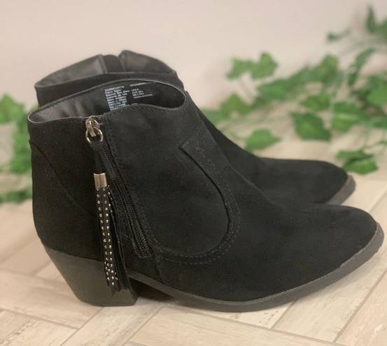 Wonder Nation Faux Suede Booties