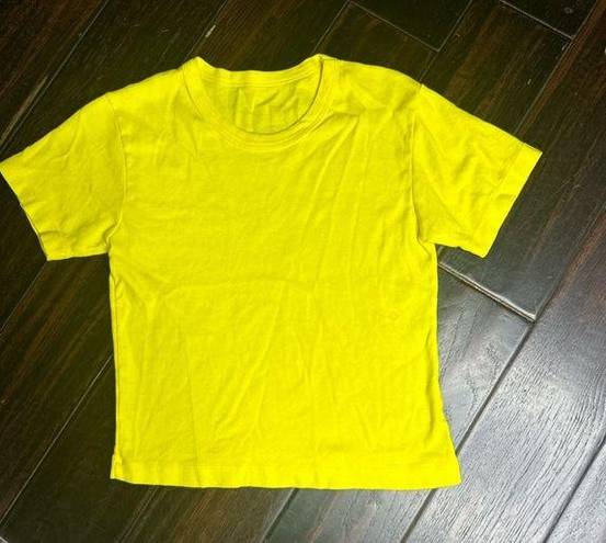 Los Angeles Apparel T-shirt crop top, short sleeve crewneck yellow California basic classic