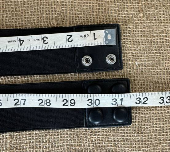 Women’s Wide Black Stretch Belt Medium 30