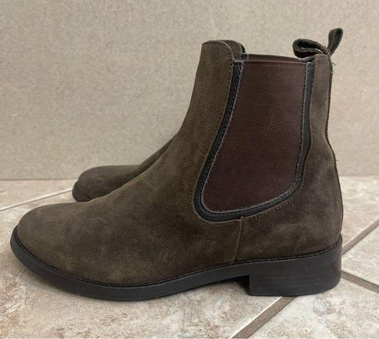 Krass&co Thursday Boot  Dark Olive Suede Womens Duchess Chelsea Ankle Boots 6.5