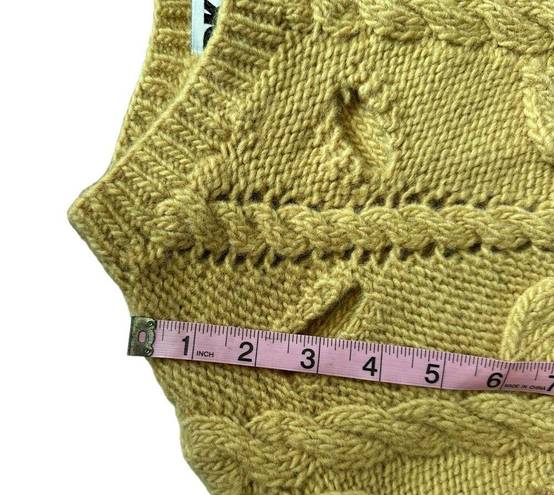 DKNY  Mustard Yellow Floral Plant Knit Sweater Hand Knit Size Small