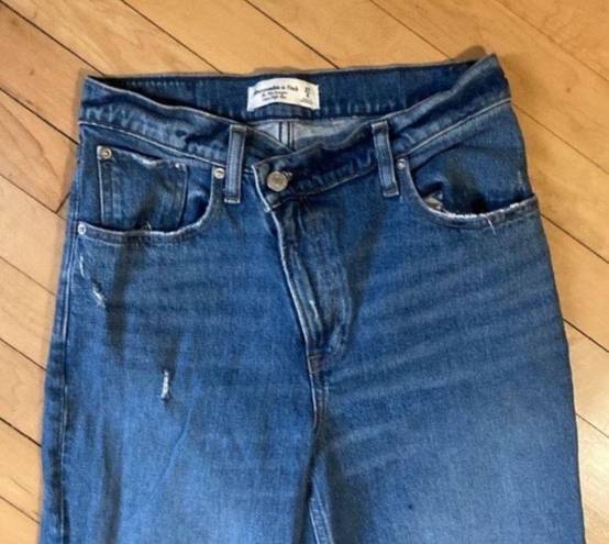 Abercrombie & Fitch  90s straight ultra high rise jeans