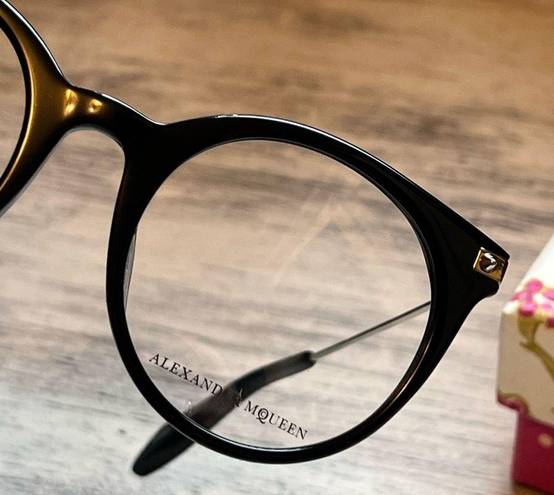 Alexander McQueen JUST TODAY💐 unixes round eyeglasses ✨❤️