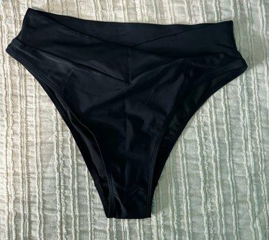 Halara Crossover Bikini Bottoms