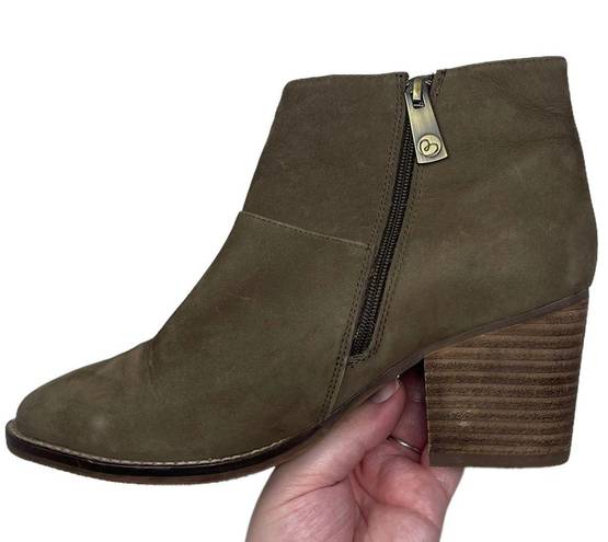 Blondo Nelli Waterproof Ankle Bootie Nutbuck Leather Olive Green Size 6.5