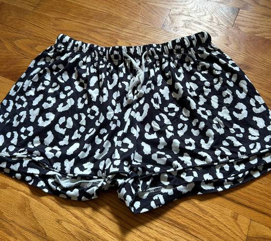 Pj Shorts Size M