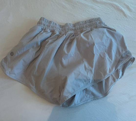 Lululemon Hotty Hot Short 2.5”