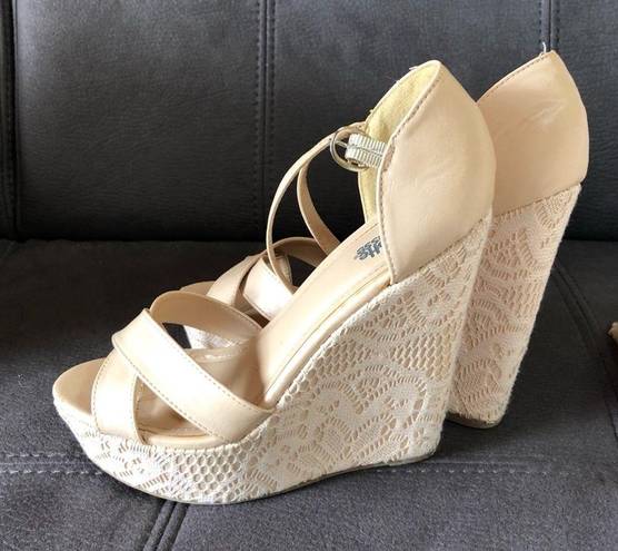 Charlotte Russe Cream Platform Wedge Sandals S9