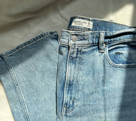 Abercrombie & Fitch 90s Ultra High Rise Straight Jeans From