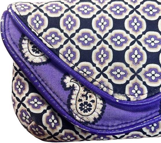 Vera Bradley  Women’s Purple Floral Print Zipper Closure Clutch Size Small