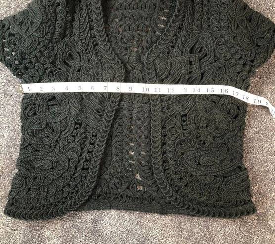 Coldwater Creek Boho Crochet Festival Vest Size 4 Cropped Hippie Black Chunky Knit Hipster 34"