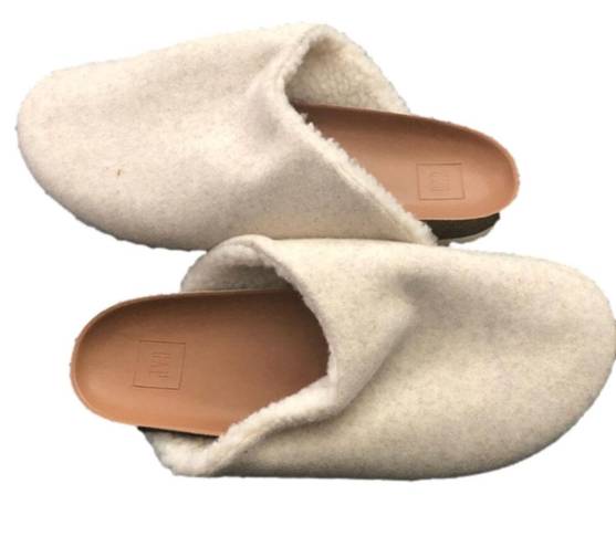 Gap NEW  Cozy Clogs, Ivory Frost