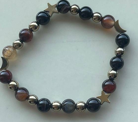 Onyx Sardonyx  carnelian ONE NEW stretch beaded bracelet natural stone crystal st