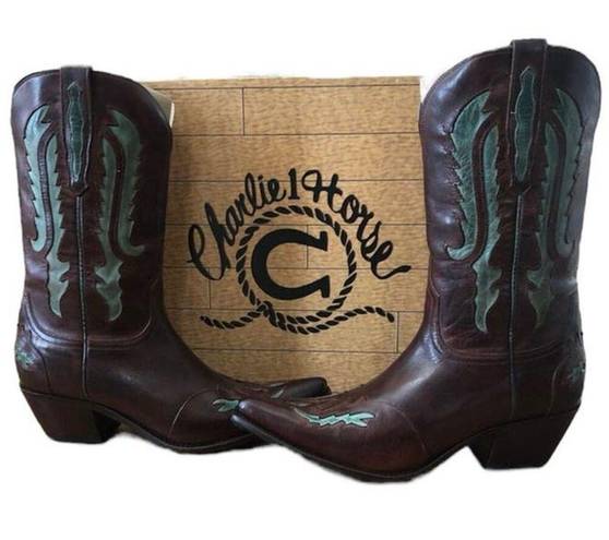 Charlie 1 Horse NWT  By Lucchese Walnut & turquoise boots in original box size 11