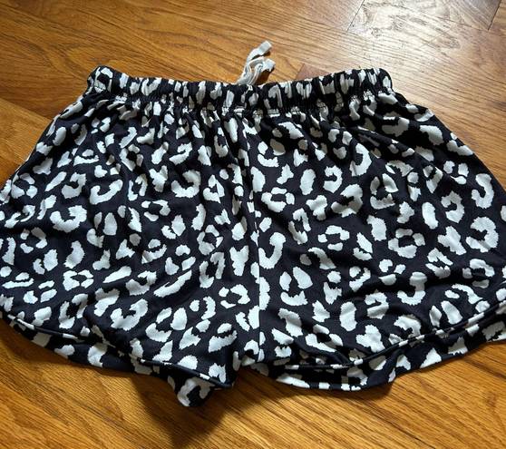 Pj Shorts Size M