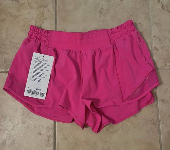 Lululemon 2.5” Hotty Hot Shorts Sonic Pink