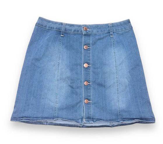 Celebrity Pink Buttoned Front Denim Skirt