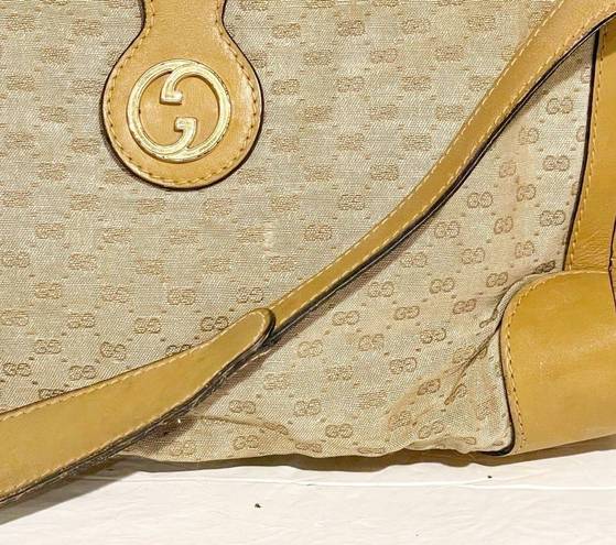 Gucci  Vintage GG Fabric Leather Trim Gold Hardware Shoulder Bag Pocketbook