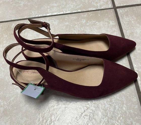 Loft  Size 9.5 Maroon Burgundy Ankle Strappy Suede Low Heels Womens