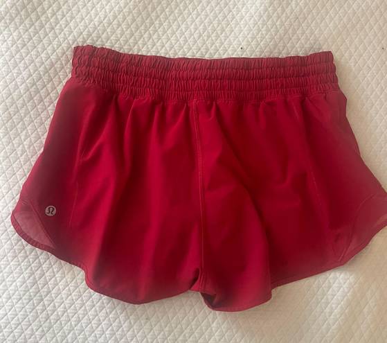 Lululemon Hotty Hot Short 2.5”