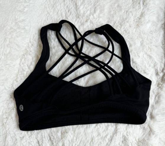 Lululemon Free To Be Bra (Size 4)