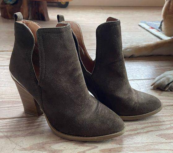 Charlotte Russe  booties size 8