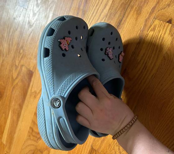 Crocks Size 7