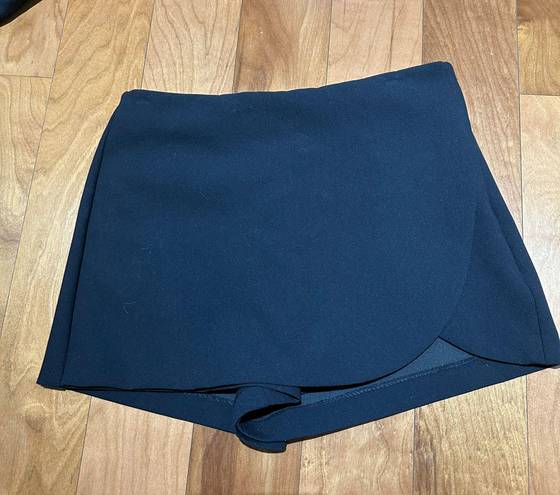 ZARA Black Asymmetrical Skort