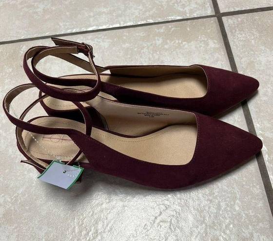 Loft  Size 9.5 Maroon Burgundy Ankle Strappy Suede Low Heels Womens