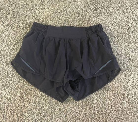 Lululemon Hotty Hot Short High-Rise 2.5”