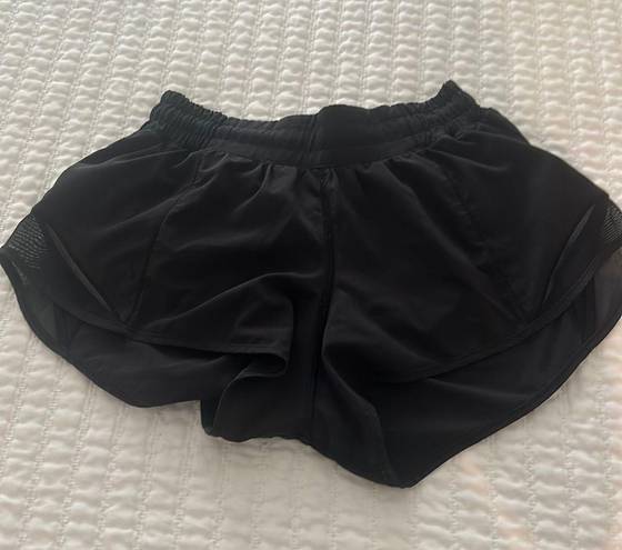 Lululemon Black Hotty Hot 2.5” Shorts