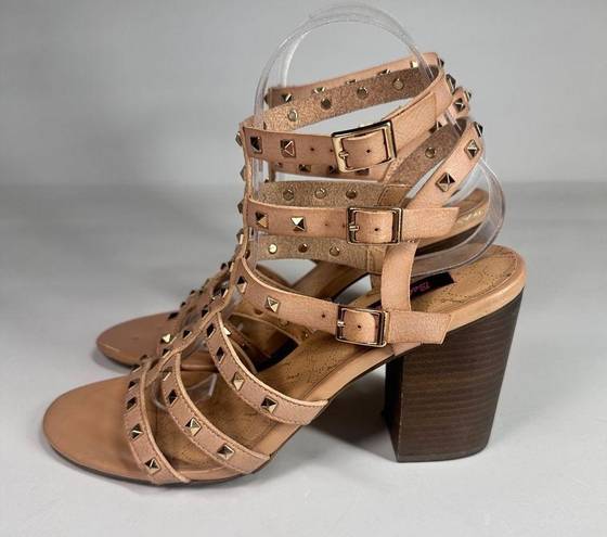 Betsey Johnson BETSEYVILLE Naveah Gold Studded Tan Gladiator Block Heeled Sandals Size 9