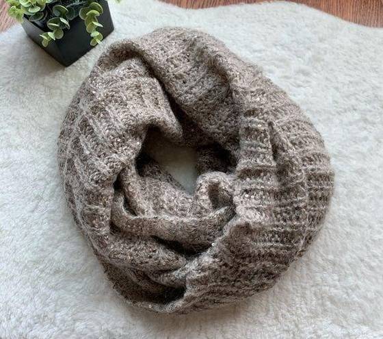 H&M  Brown Chunky Cable Knit Circle Infinity Winter Scarf EUC