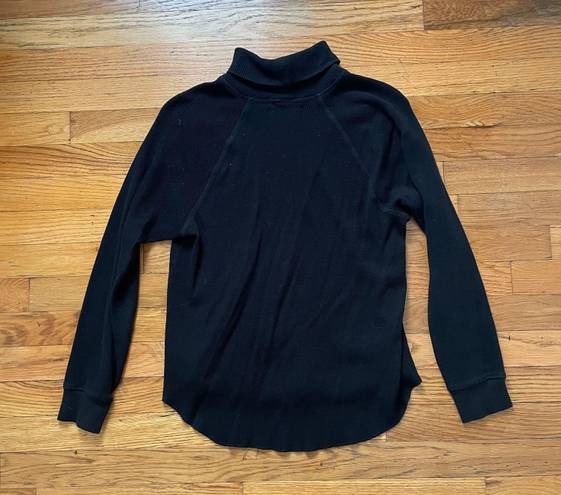 Everlane Black Waffle Knit Turtleneck