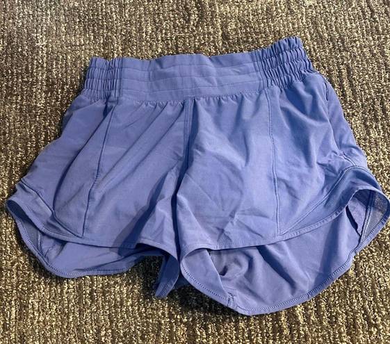 Lululemon Hotty Hot Short 2.5”