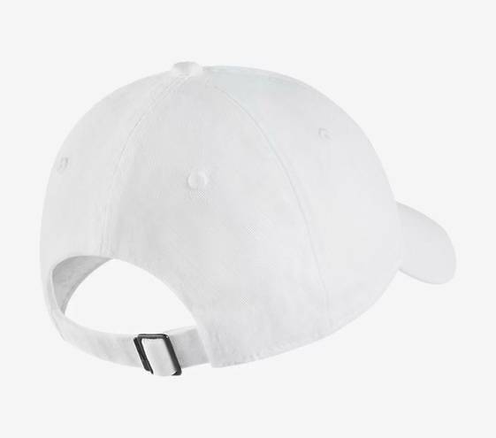 Nike Women’s Heritage 86 Hat In White