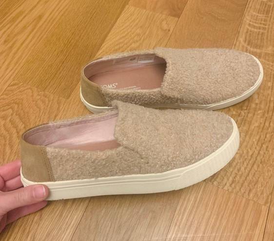 Toms sunset slip on sherling/fur sneaker